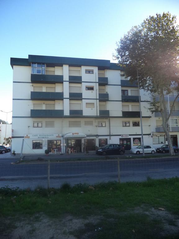 Hotel Casa Romao à Nazaré Extérieur photo