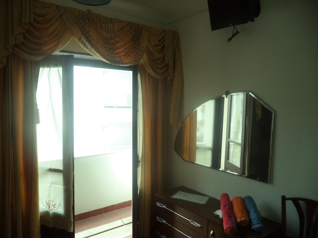 Hotel Casa Romao à Nazaré Extérieur photo
