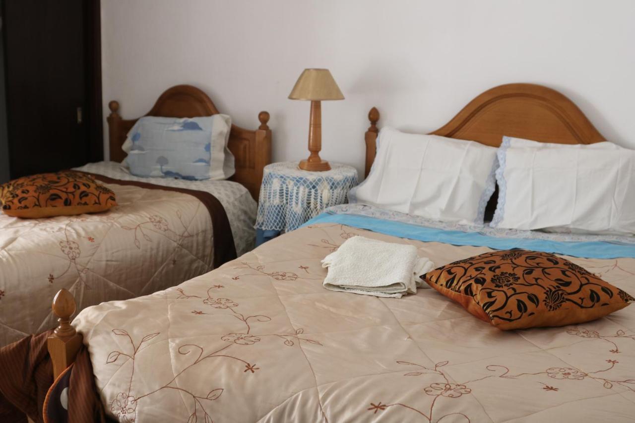 Hotel Casa Romao à Nazaré Extérieur photo